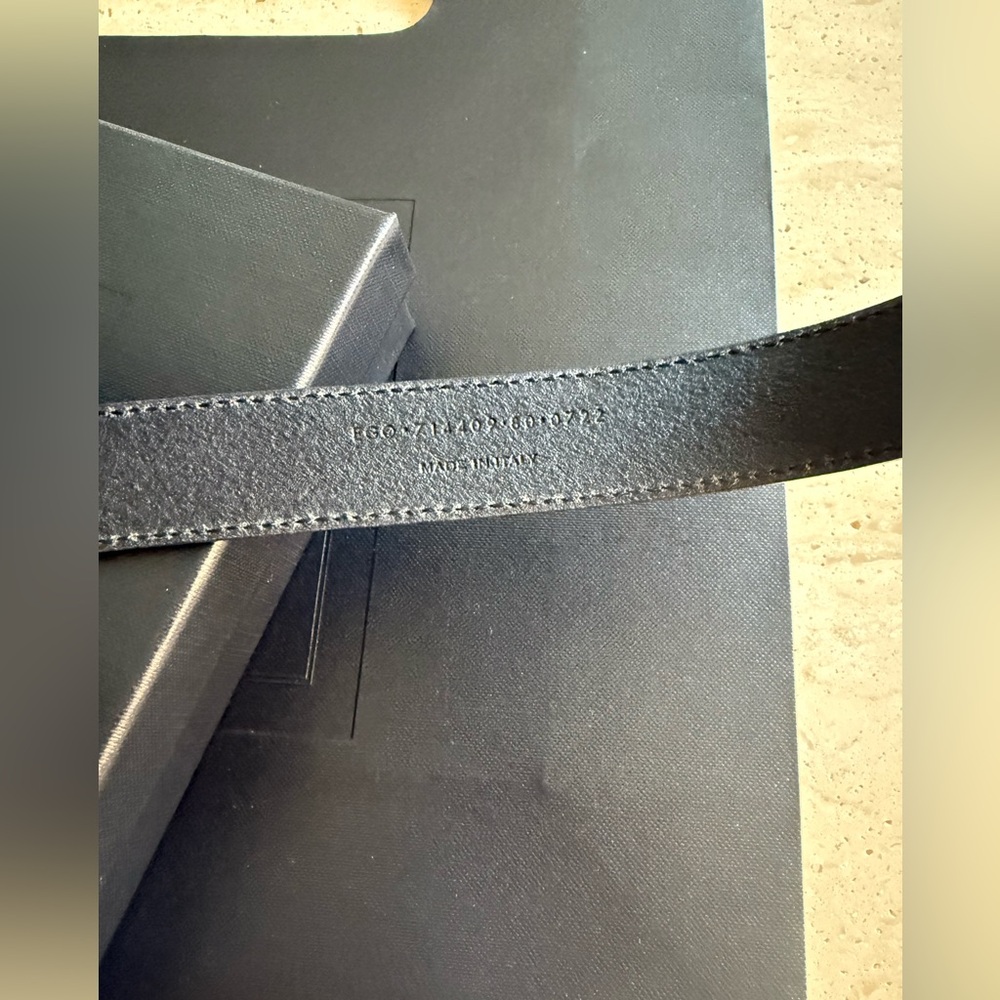 NWT Yves Saint Laurent Black Leather Belt 80cm - Picture 4 of 16